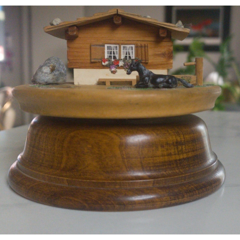 Vintage‎ Reuge Wooden Swiss Farmhouse Music Box Works Great Blue Danube